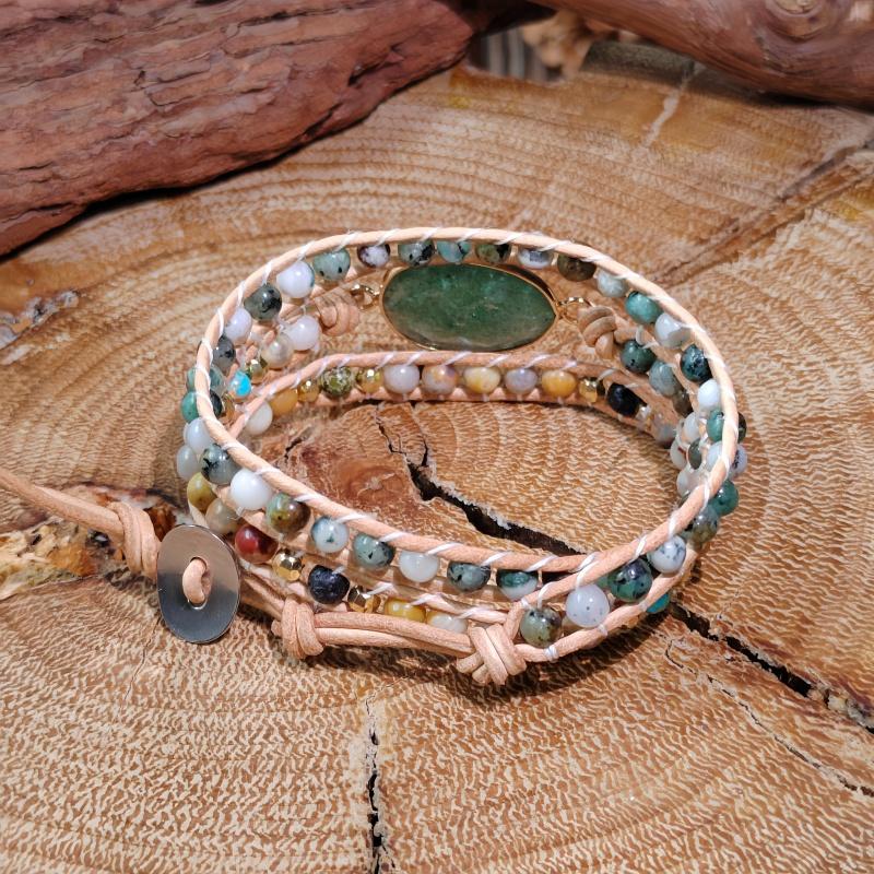 Bohemian style natural green agate and turquoise, handcrafted three-layer creative and fashionable braided bracelet, suitable for everyday wear.