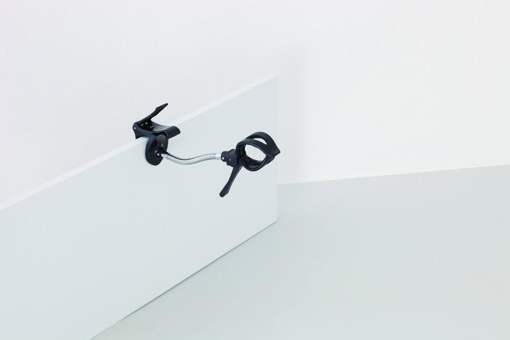 Curitac Shorten the Time After Shampooing Blow Dryer Clip N with Both Hands DCLN-5059