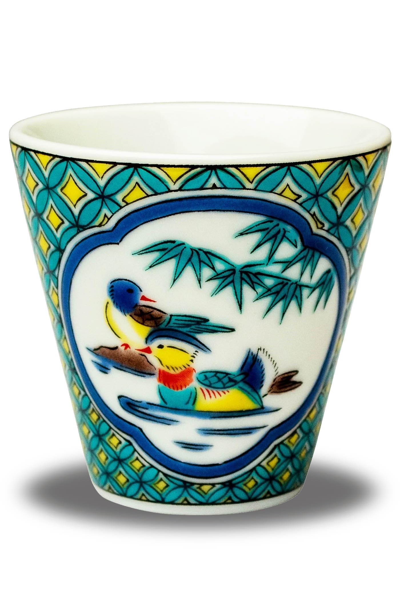 

Waza no Kura lucky sake cup, Kutani ware sake cup with a lovebird design, ceramic, brand name, Japanese tableware, made in Japan