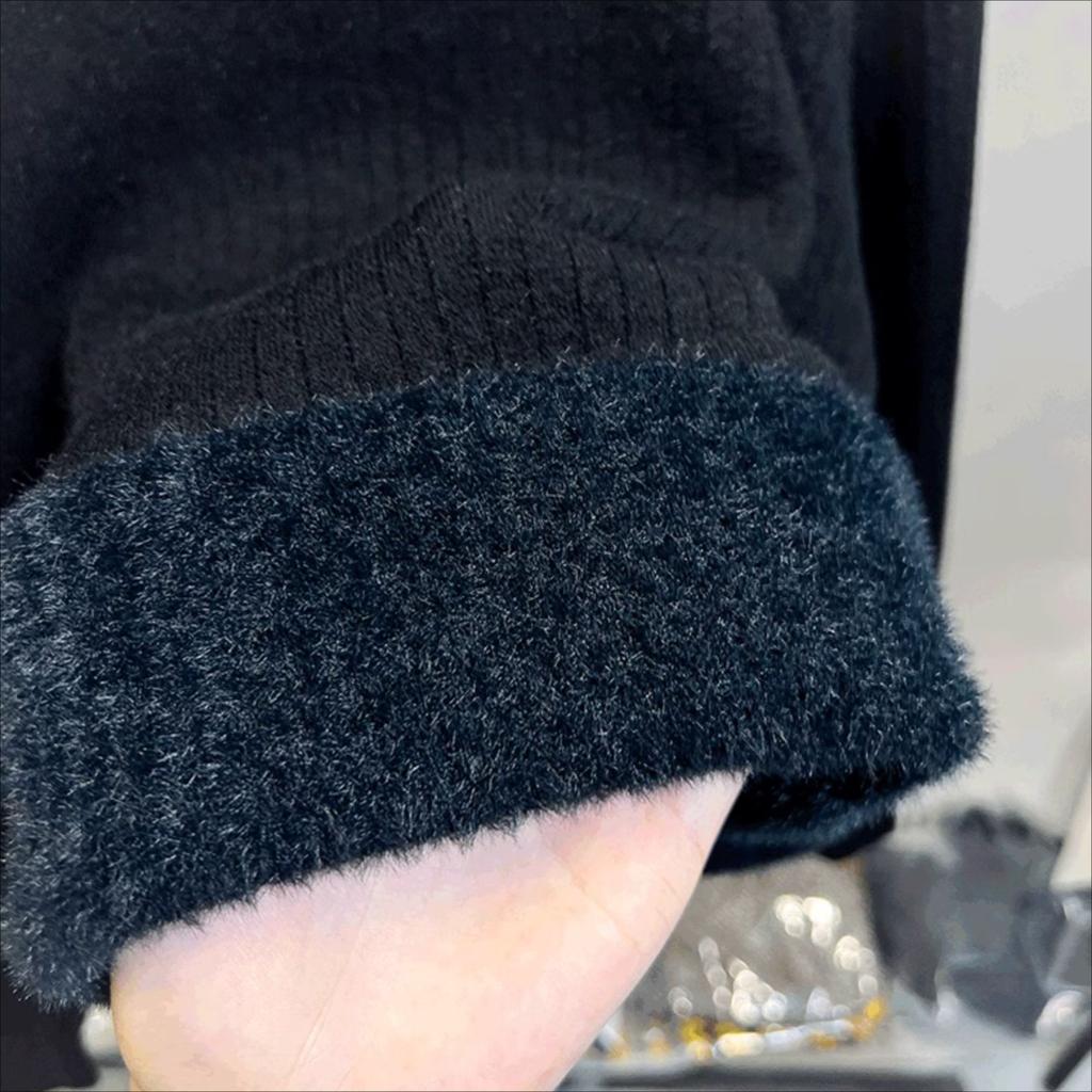Women's One-piece Velvet Thick Long Sleeved Pullover Sweater with Semi High Collar Velvet Casual Long Sleeved Warm Knit Sweater for Autumn and Winter