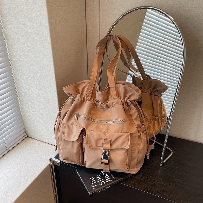 

Large capacity casual tote bag women s new fashion multi-functional backpack commuter shoulder bag хаки