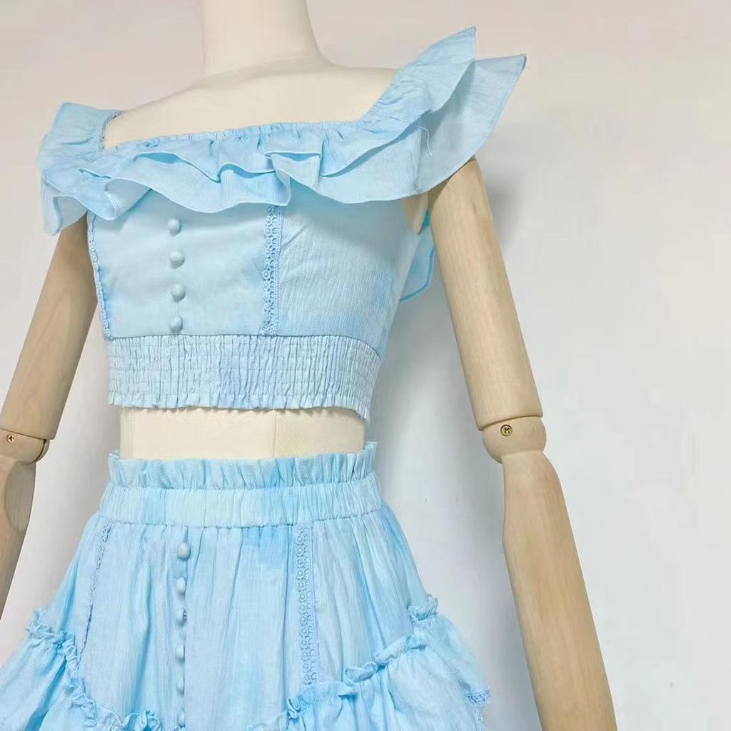 Elegante Completo Estate 2024 con Top a Scollo Quadrato e Gonna Lunga a Strati per Donna