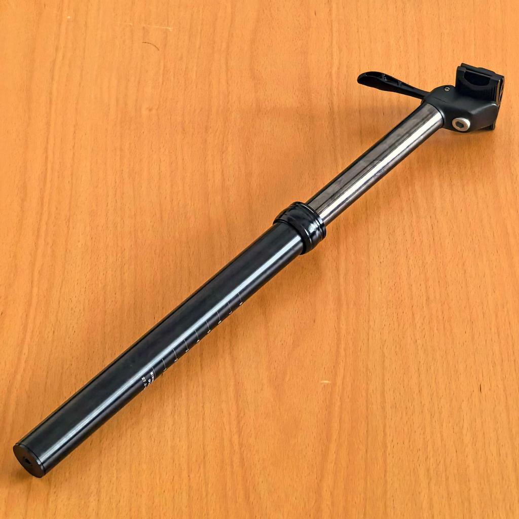 Hydraulic Shock-Absorbing Seatpost for Mountain Bikes - Multiple Sizes Available