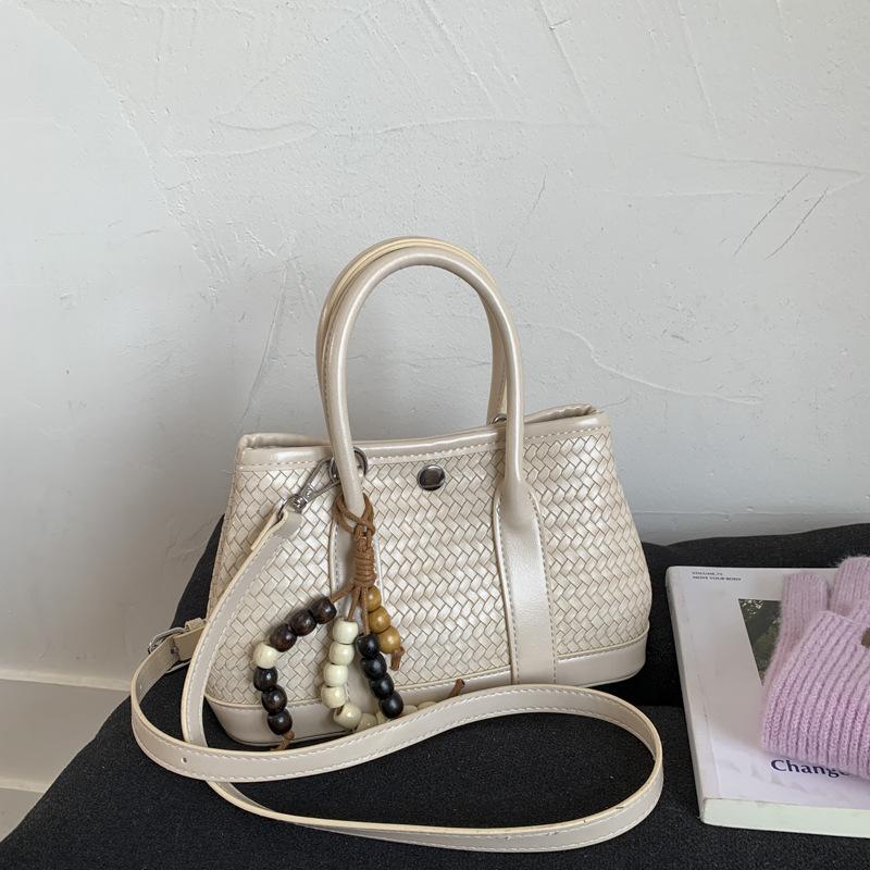 Retro niche woven pattern bag women's new high-end versatile messenger bag small bag