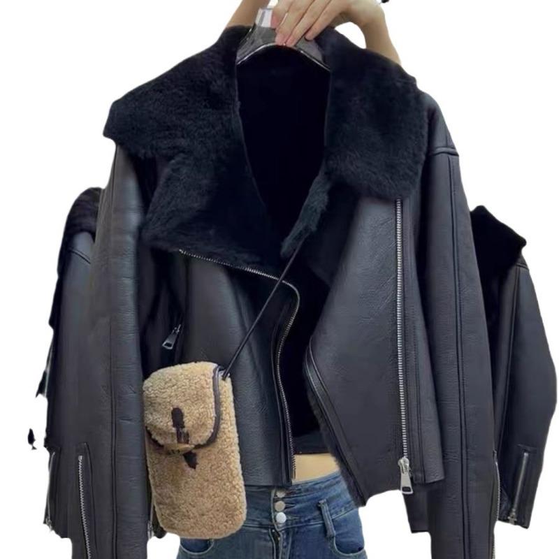 Short motorcycle suit black fur integrated lamb wool imitation fur jacket women's autumn and winter leather jacket lapel jacket