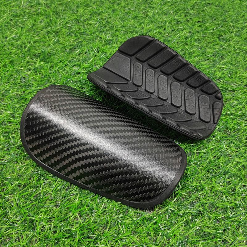 Dingbai Carbon Fiber Professional Football Shin Guards