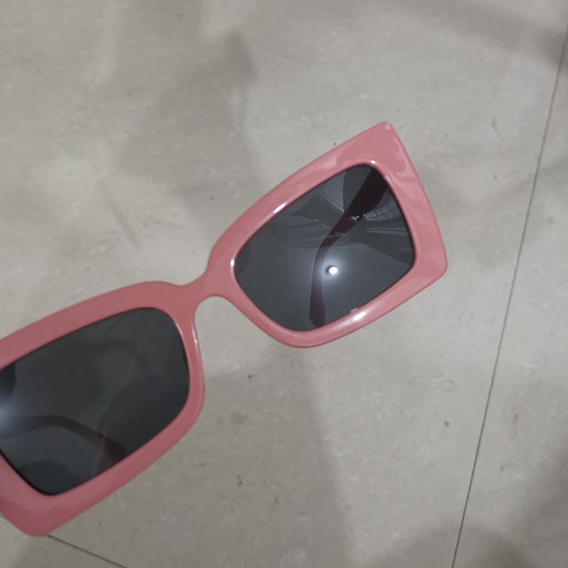 Ny mote vintage solbriller Damemerkedesigner Retro solbriller rektangulære solbriller kvinnelige UV400 linsebriller