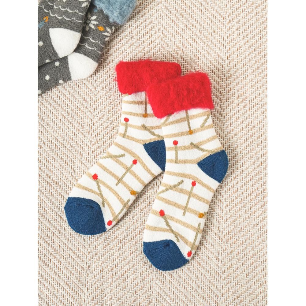 

Daiso Ankle Fur Winter Socks White