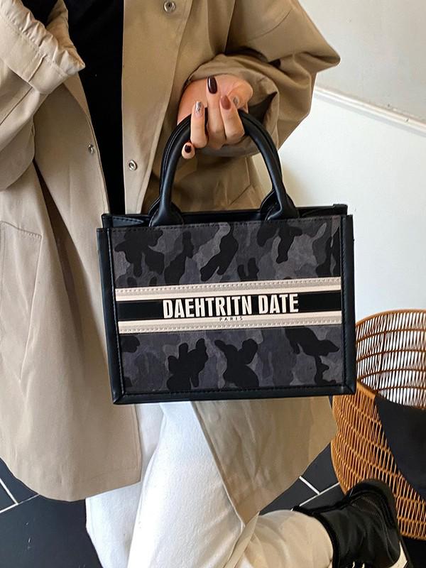 2025 Modna Wszechstronna Torba na Ramię Tote o Dużej Pojemności z Kokardą Szalikową