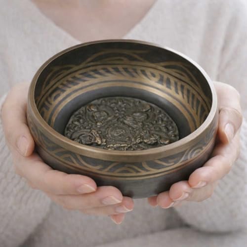 Brass and Bronze Singing Bowl Meditation Set, 16cm Diameter, with Wooden Stick, Hand-Carved Decorative Finish, for Healing, Yoga, and Purification