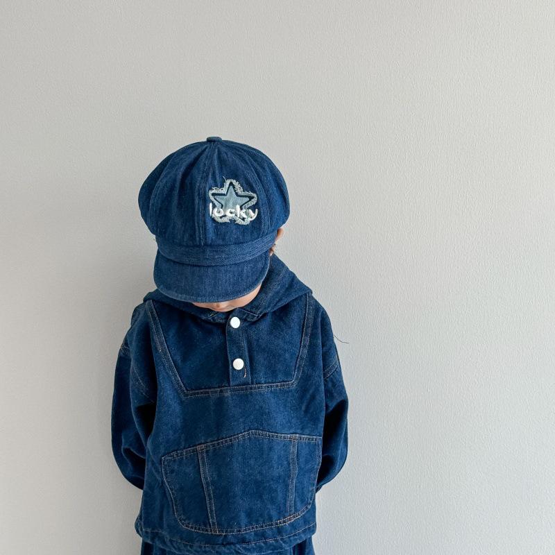 Guai Bao Unisex Children's Korean Style Denim Beret with Star Embroidery for Sun Protection - Spring/Summer