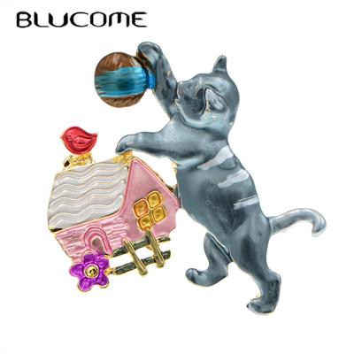 Lovely Animal Kitten Brooch for Women Men Suit Hijab Pins Christmas Gift