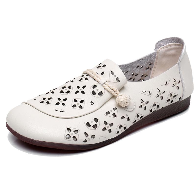 Leather round head flat bottom mother shoes soft sole soft surface comfortable foot women's single shoes deep mouth middle-aged women's leather shoes