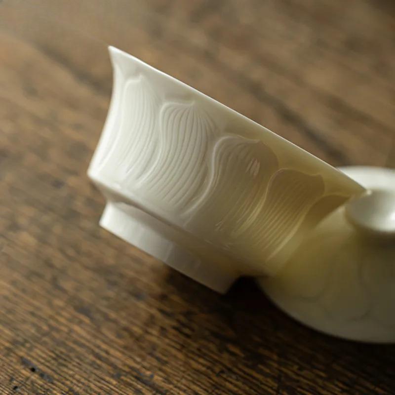 140ML Ding Kiln White Lotus Leaves Gaiwan Aesthetic Tea Tureen Tea Bowl With Lid Kit Tea Brewing Cover Bowl Tableware Decoration