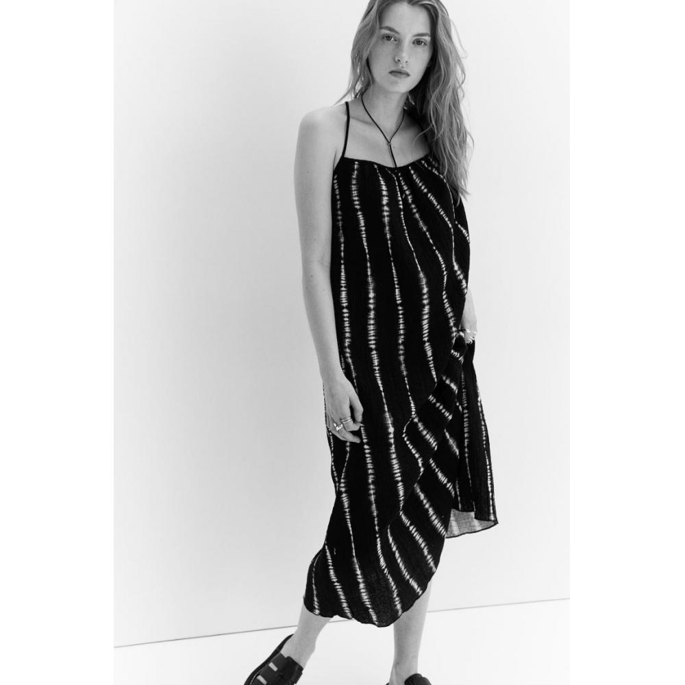 

Платье-пуловер с завязками HM, черный тай-дай