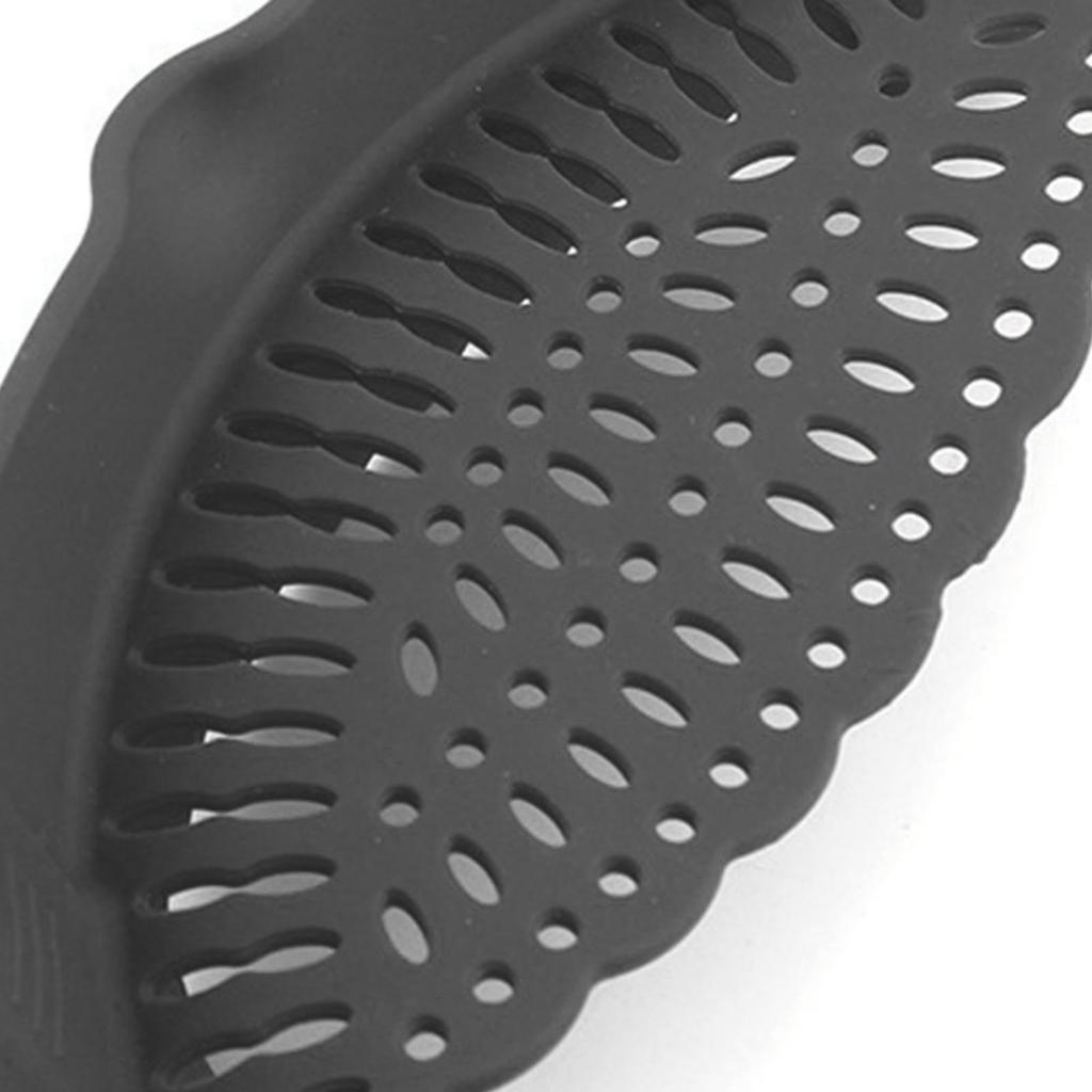 Snap N Strain Pot Strainer Silicone Clip On Strainer for Pots Meat Vegetables Fruit Black Kitchen Gadget