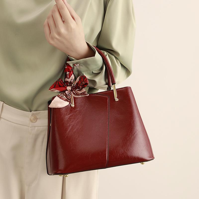 Tasche Vintage Mode Handtasche Rot Brauttasche Leichter Luxus Große Kapazität Mittleren Alters Damen Tasche Muttertasche
