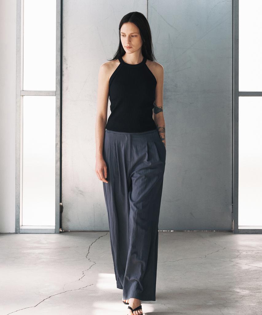 Aesmoeo Ian Double-Pleat Wide Elastic Pants (Charcoal)