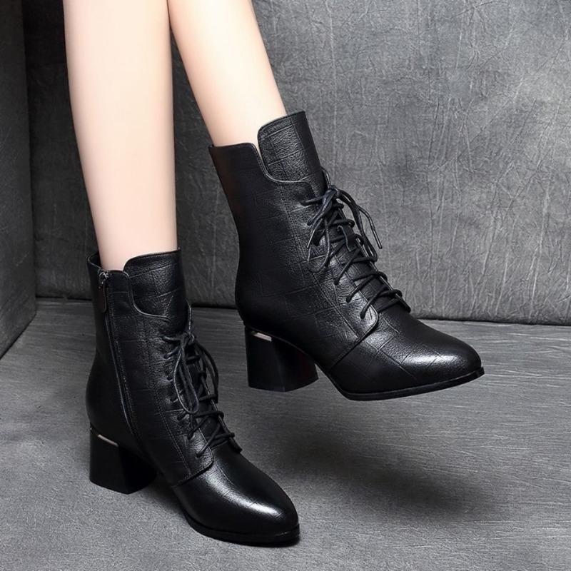 thick heel Martin boots women's medium heel autumn and winter new fashion boots leather boots short boots medium boots women