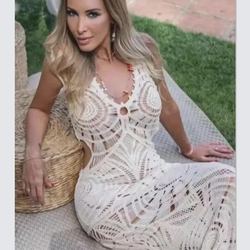 2023 Damska Dzianinowa Sukienka Plażowa z Dekoltem V - Średniej Długości, Styl z Niskim Dekoltem