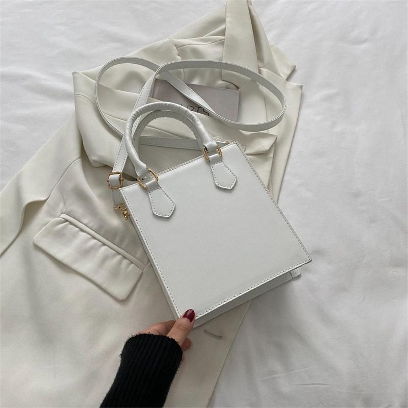 Stylish Pu Leather Women's Black Shoulder Bag 2023 Trendy Small Square Handbag