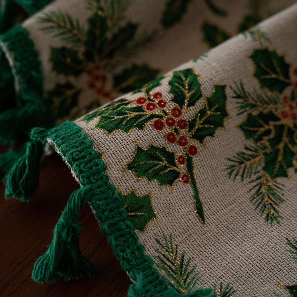 Tablecloth Christmas Holly Leaf Bronzing Berry Print Festive Table Cloth Cover Coffee Table Rectangle