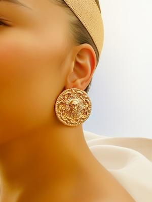 Fashionable Vintage Lion Head Round Earrings for Women, Made of Zinc Alloy