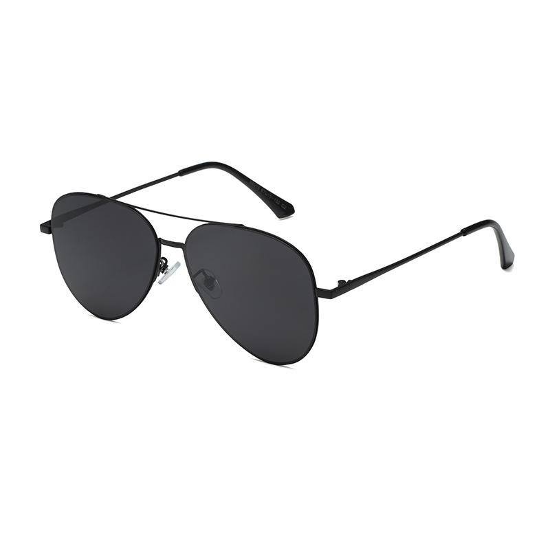 Men s Wayfarer Nylon Polarized Sunglasses - UV Protection Driver Style