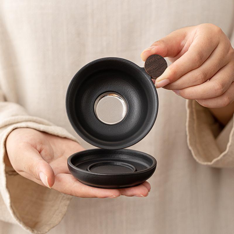 Ceramic Yin Black Pottery Tea Filter Tea Leak Filter Tea Bucket Filter Tea Residue Tea Ceremony Tea Breaker Tea Set Spare Parts
