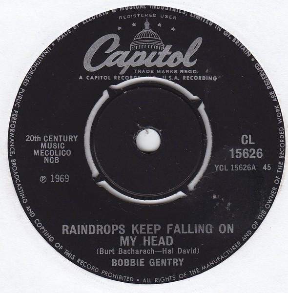 

7-дюймовая пластинка BOBBIE GENTRY Raindrops Keep Falling On My Head CL15626 Capitol Records 1970 UK Поп Б/у