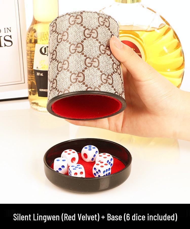 Flockad Ljudabsorberande Läder Tärningskopp Set med 6 Tärningar