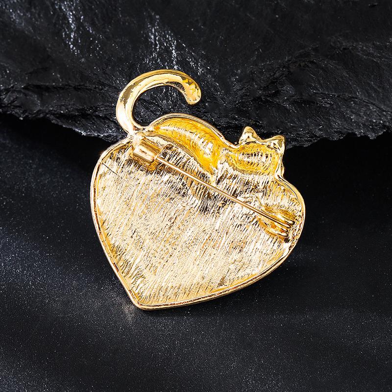 1Pcs Versatile Kitty Animal Pins Badge Jewelry Decoration For Women Men Unisex Cartoon Cute Cat Lover Brooch