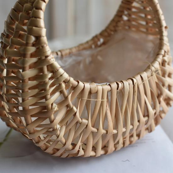 Flower Basket Attractive Appearance Easy Carrying Durable Rattan Flower Basket for Wedding