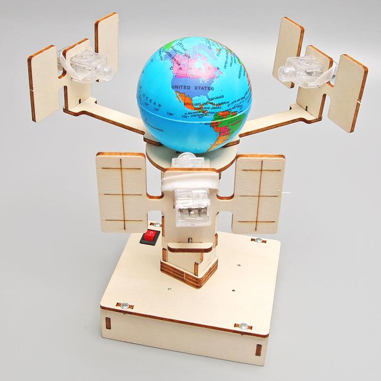 Pupils Wooden Assembled DIY Geosynchronous Satellite Model Science And Technology Small Production Children's Interesting Science And Education Model