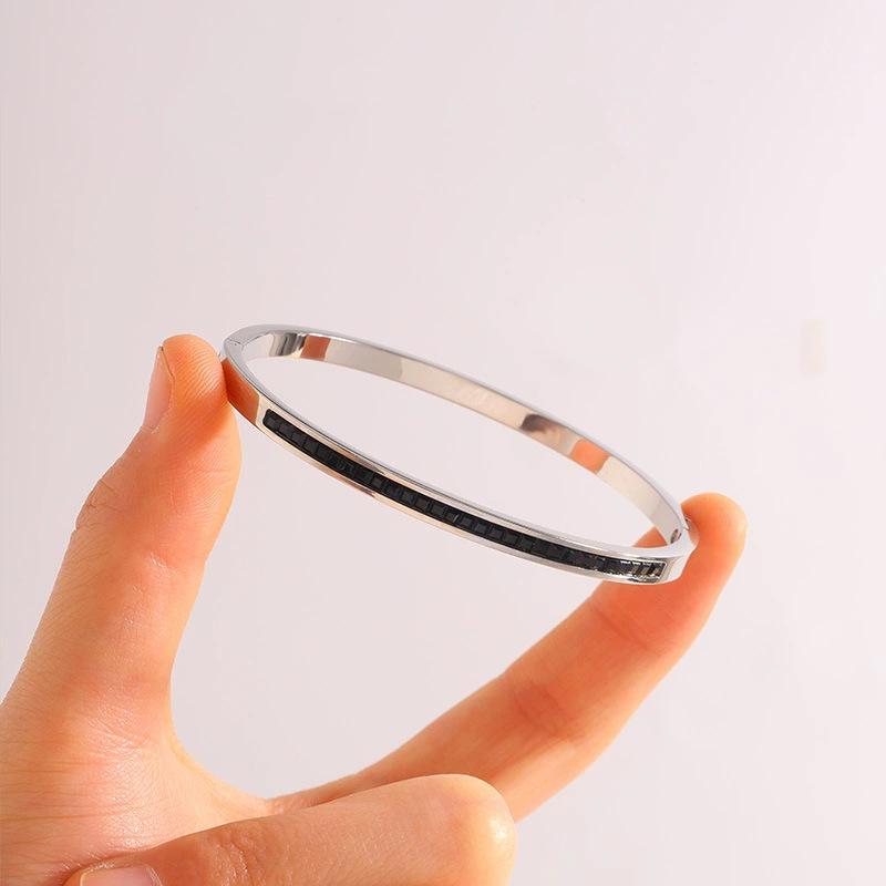 Starry Sky Silver Titanium Steel Bracelet for Women - High-End, Versatile, Full Diamond, Non-Fading Fashion Accessory