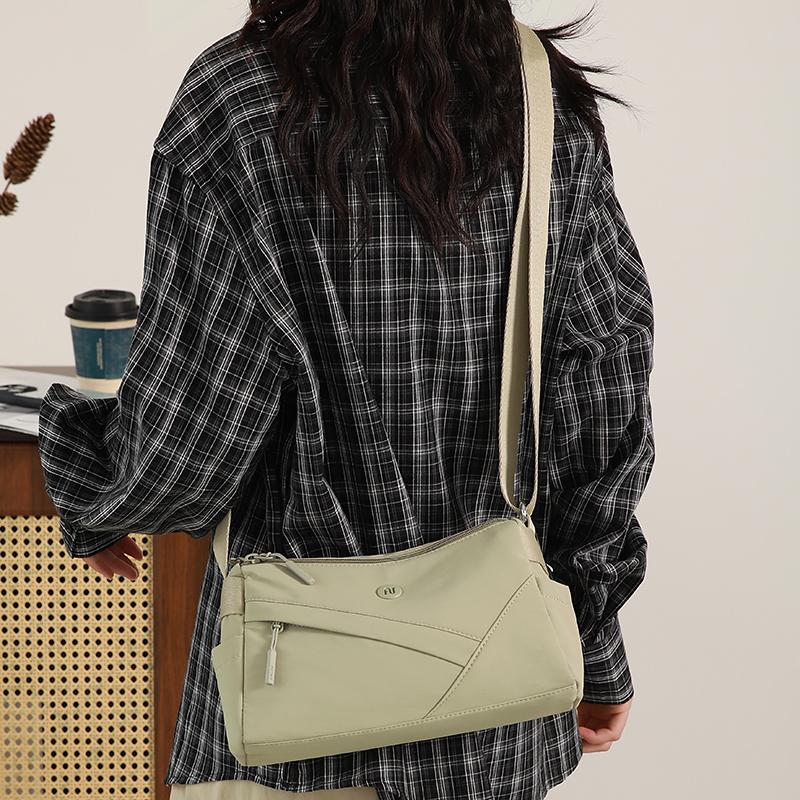 Women's Bag Multi-compartment Shoulder Crossbody Bag Outdoor Travel Bag