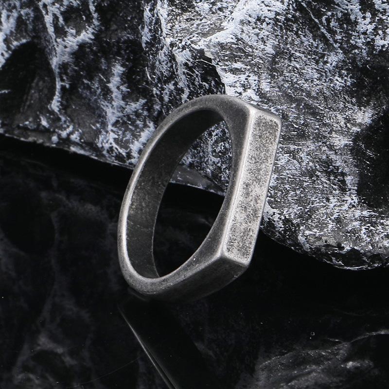 Cuervo, Anillo de Acero de Titanio, Anillo Dominante para Hombre de Negocios, Anillo Geométrico Sólido Simple
