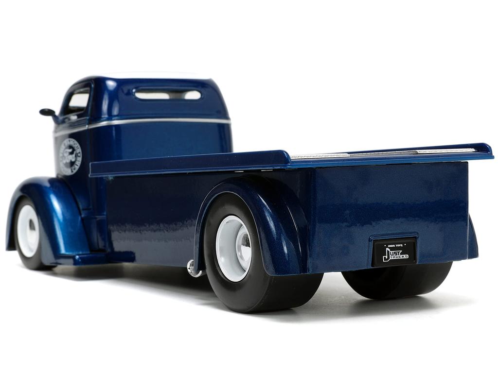 JADATOYS JUST TRUCKS WHEELS 1947 FORD COE PLOŠINOVÝ MINIautíčko 124 s nosičem a