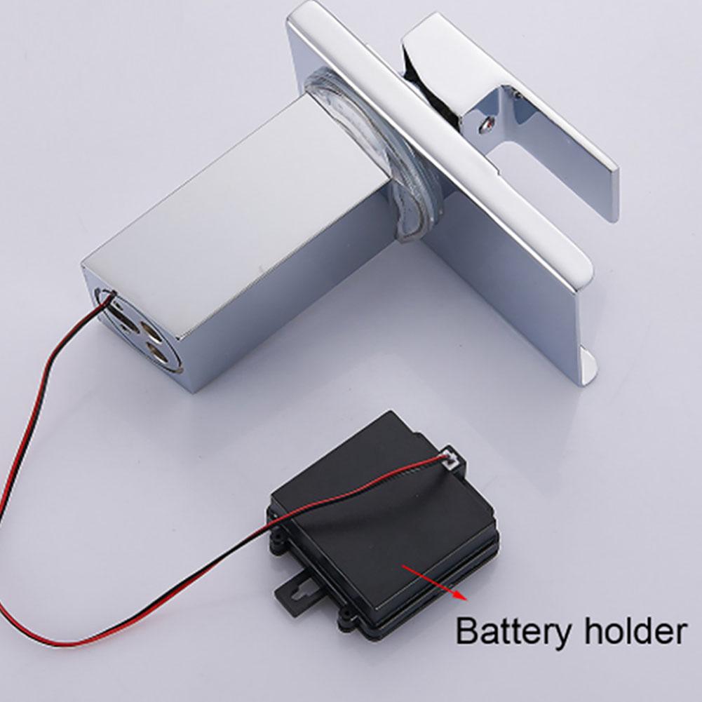 LED Copper Cold/Hot Water Tap Faucet with Single Orifice Square Flume Outlet for Bathroom Decoration