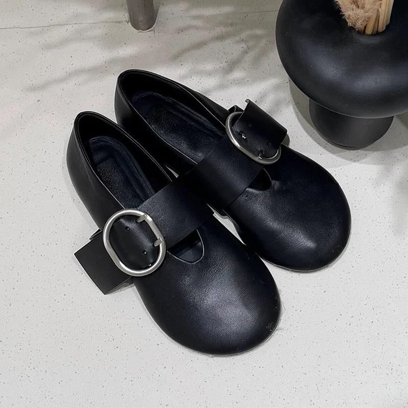 

Leather retro belt buckle flat bottom big head single shoes women s 2025 spring and autumn new Mary Jane shoes loafers small leather shoes 40 чёрный
