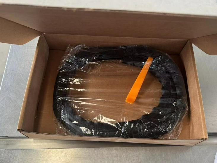 Listwa uszczelniająca szczelinę na desce rozdzielczej samochodu - Dźwiękoszczelna i pyłoszczelna guma eliminująca hałas