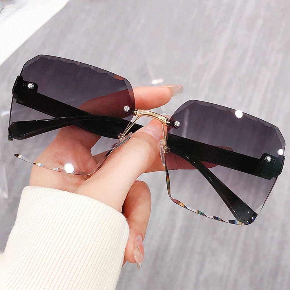 

Travel Streetwear Rimless Sunglasses UV400 Protection Frameless Sun Glasses for Women