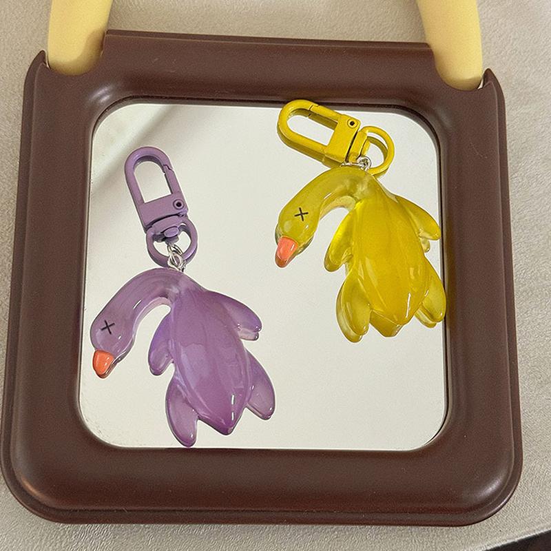 2Pcs Creative Color Change Duck Keychain  Colorful Roast Duck Keychain Novelty Cute Backpack Decoration Accessories Gifts