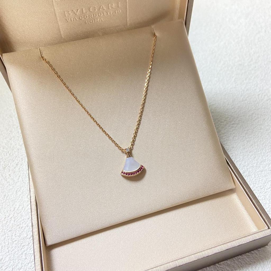 Natural Mother-of-Pearl Double-Layer Fan Pendant Necklace - Women's Luxury Clavicle Chain