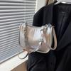 New Fashionable Shoulder Bag Popular Popular Chain Small Square Bag Underarm Bag Luxury Feeling