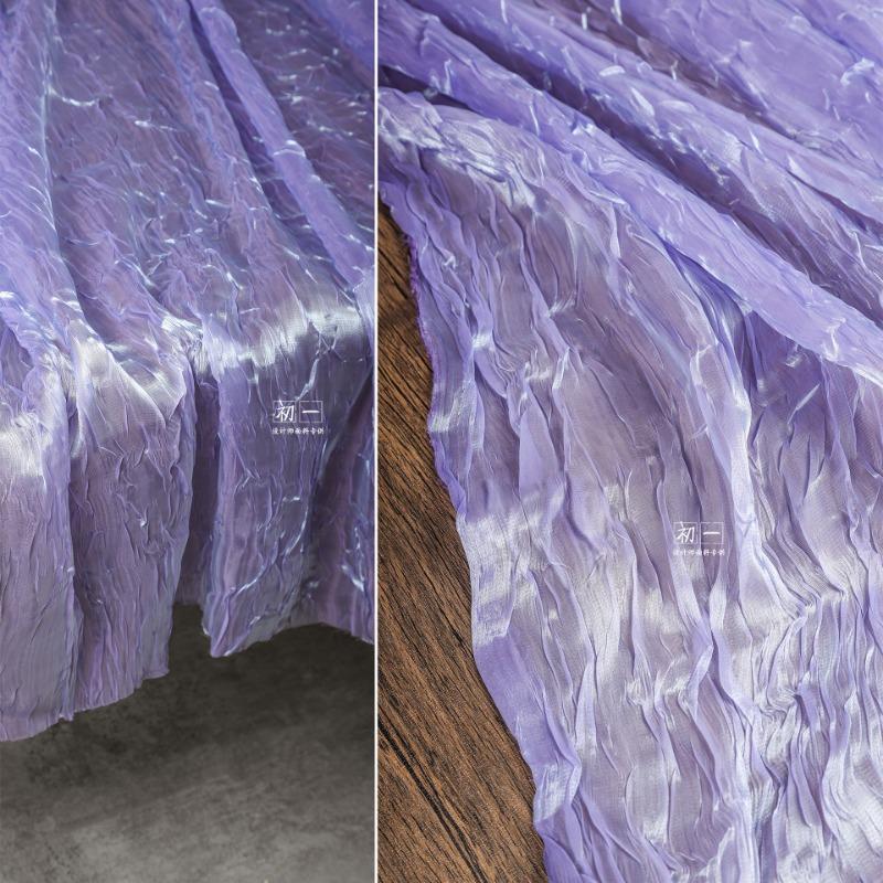 Breiter 100cm Blauer Welleneffekt Knittergaze Stoff Designerstoff für Schneiderei mit unregelmäßiger Wellenfaltenstruktur