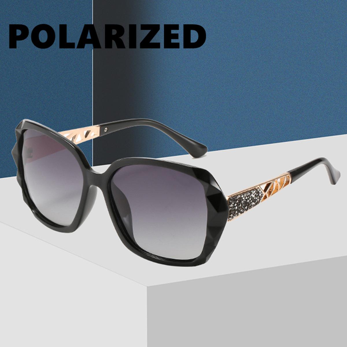 

Women s Large Frame Polarized Sunglasses with UV Protection.