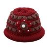 Cappello in Maglia Spesso da Donna con Fodera in Pile, Design Floreale all'Uncinetto Fatto a Mano, Lana Anti-Freddo e Proteggi-Orecchie per Autunno e Inverno.