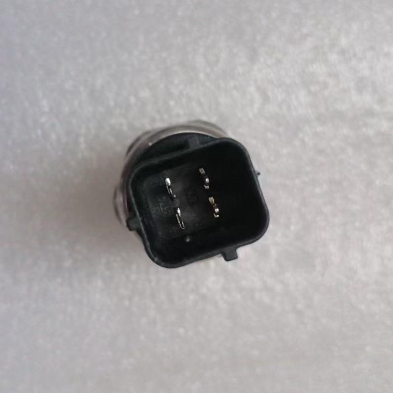 For BAIC X25 D20 Auto AC System Pressure Sensor
