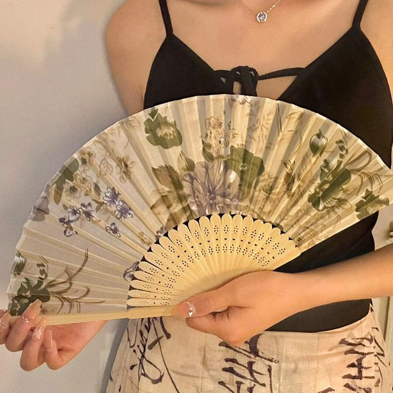 Pretty Classical Hand Held Fan Fashion Folding Fan Retro Dance Performance Fans Shooting Props Girls Women Fan Home Decoration